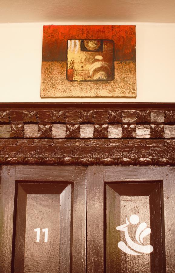 Hostel Milarepa Katmandou Extérieur photo