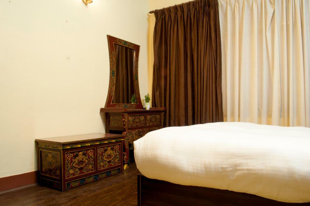 Hostel Milarepa Katmandou Extérieur photo