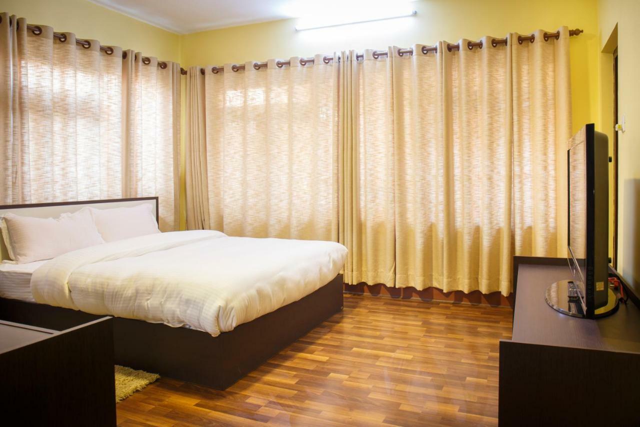 Hostel Milarepa Katmandou Extérieur photo